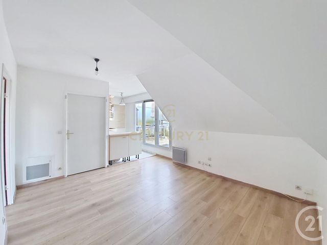 Appartement F1 à louer - 1 pièce - 35.96 m2 - NOISY LE GRAND - 93 - ILE-DE-FRANCE - Century 21 E.F.I.