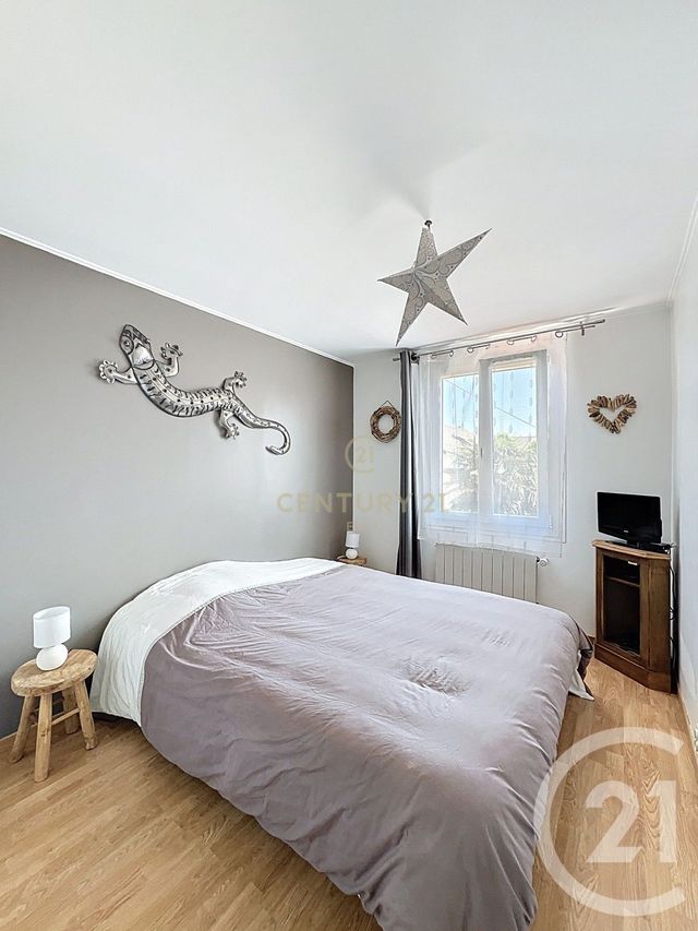 maison à vendre - 5 pièces - 117.0 m2 - NOISY LE GRAND - 93 - ILE-DE-FRANCE - Century 21 E.F.I.