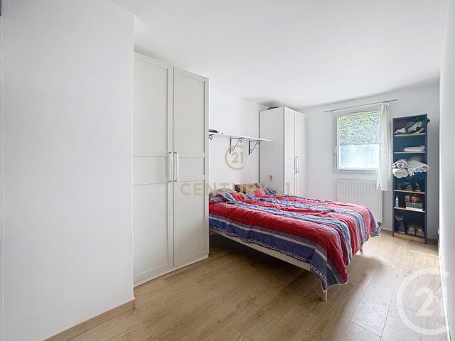 Afficher la photo en grand Appartement F3 à vendre - 3 pièces - 61.93 m2 - NOISY LE GRAND - 93 - ILE-DE-FRANCE - Century 21 E.F.I.