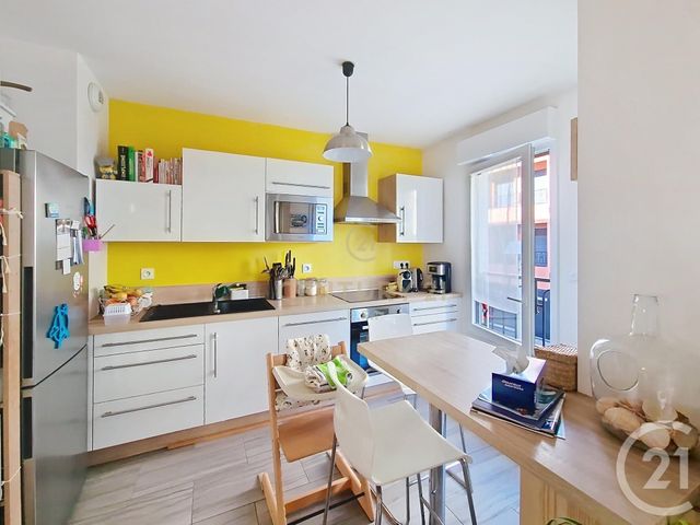 Appartement F2 à vendre - 2 pièces - 40.0 m2 - NOISY LE GRAND - 93 - ILE-DE-FRANCE - Century 21 E.F.I.