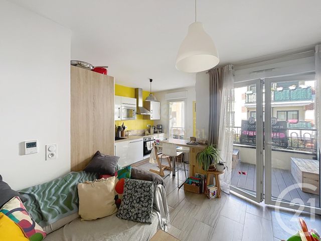 Appartement F2 à vendre - 2 pièces - 40.0 m2 - NOISY LE GRAND - 93 - ILE-DE-FRANCE - Century 21 E.F.I.