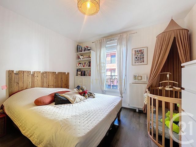 Appartement F2 à vendre - 2 pièces - 40.0 m2 - NOISY LE GRAND - 93 - ILE-DE-FRANCE - Century 21 E.F.I.