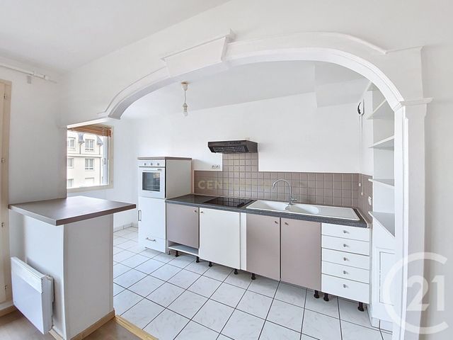 Appartement F2 à louer - 2 pièces - 43.45 m2 - NOISY LE GRAND - 93 - ILE-DE-FRANCE - Century 21 E.F.I.