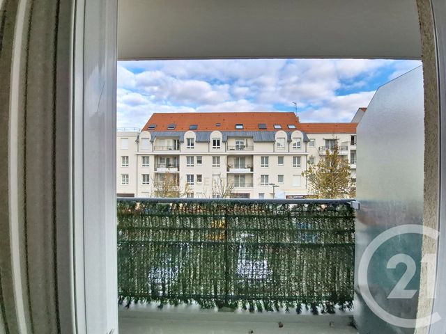 Appartement F2 à louer - 2 pièces - 43.45 m2 - NOISY LE GRAND - 93 - ILE-DE-FRANCE - Century 21 E.F.I.