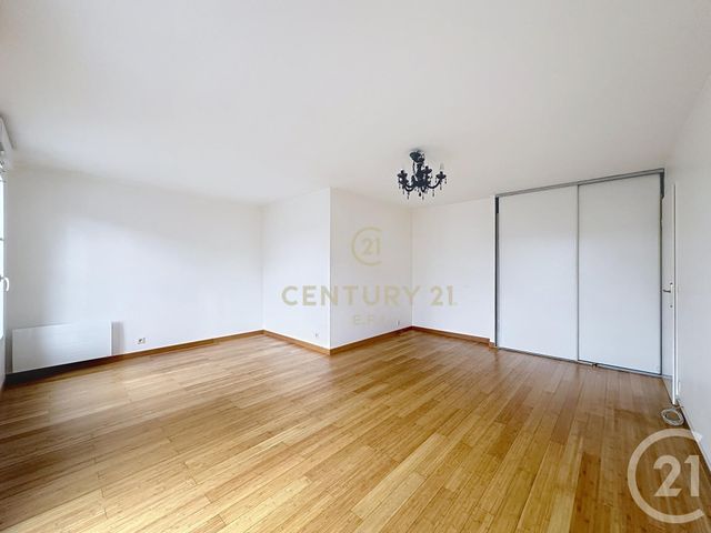 Appartement F3 à vendre - 3 pièces - 67.79 m2 - NOISY LE GRAND - 93 - ILE-DE-FRANCE - Century 21 E.F.I.