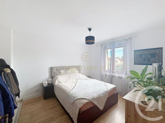 maison à vendre - 6 pièces - 161.43 m2 - NOISY LE GRAND - 93 - ILE-DE-FRANCE - Century 21 E.F.I.