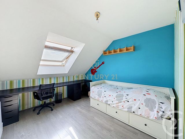 Appartement Duplex à vendre - 4 pièces - 97.44 m2 - NOISY LE GRAND - 93 - ILE-DE-FRANCE - Century 21 E.F.I.