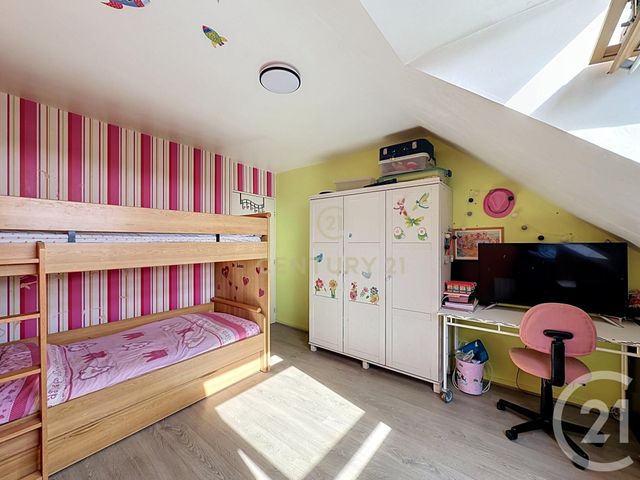 Appartement Duplex à vendre - 4 pièces - 97.44 m2 - NOISY LE GRAND - 93 - ILE-DE-FRANCE - Century 21 E.F.I.