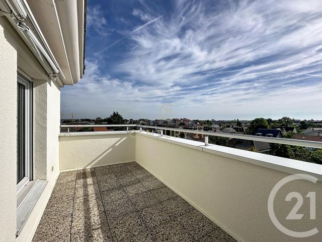 Appartement Duplex à vendre - 4 pièces - 97.44 m2 - NOISY LE GRAND - 93 - ILE-DE-FRANCE - Century 21 E.F.I.