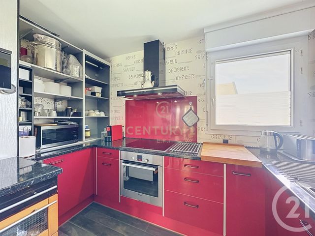 Appartement Duplex à vendre - 4 pièces - 97.44 m2 - NOISY LE GRAND - 93 - ILE-DE-FRANCE - Century 21 E.F.I.