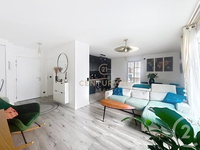 Appartement F4 à vendre - 4 pièces - 76.74 m2 - NEUILLY SUR MARNE - 93 - ILE-DE-FRANCE - Century 21 E.F.I.